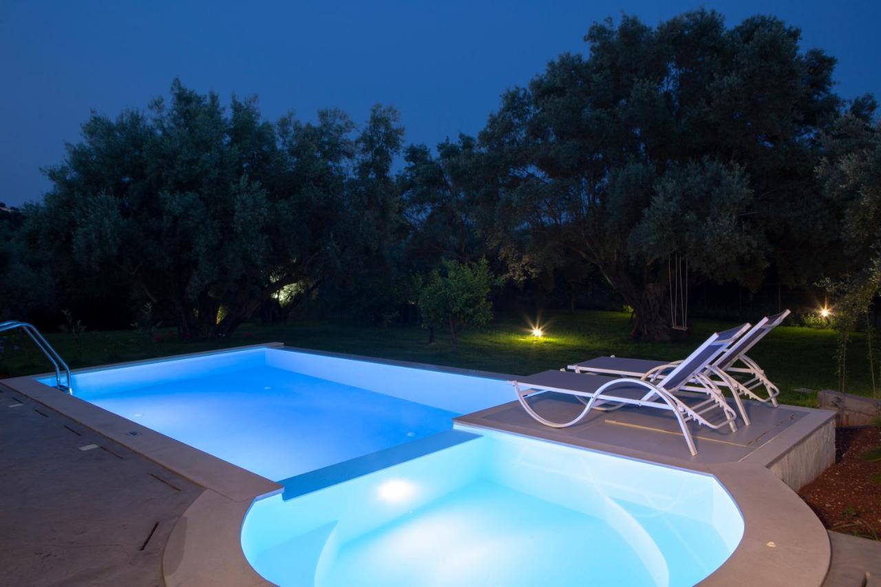 Averto Villas With Private Pool Nydri  Zewnętrze zdjęcie